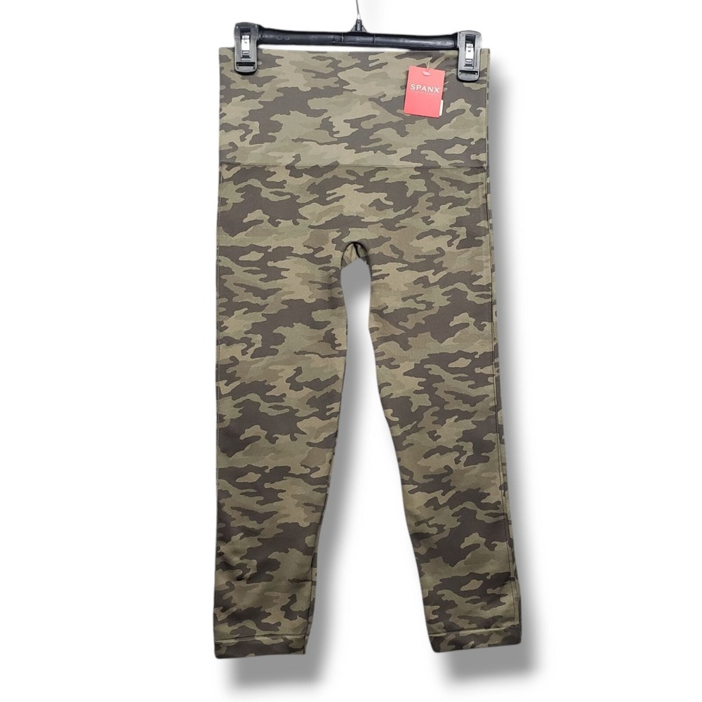Spanx Look at Me Now Seamless Cropped Leggings Womens XL Desert Camo Green